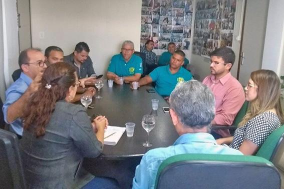 Reunião discute sobre possível redução no quadro de vigilantes da SMS no Rio Grande do Norte SMS afirmou que não haverá redução de postos até o final do contrato com a empresa Nesta terça-feira, 24