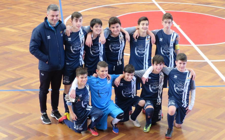 39 FUTSAL Formação Jovem Na época 2018/2019 a equipa