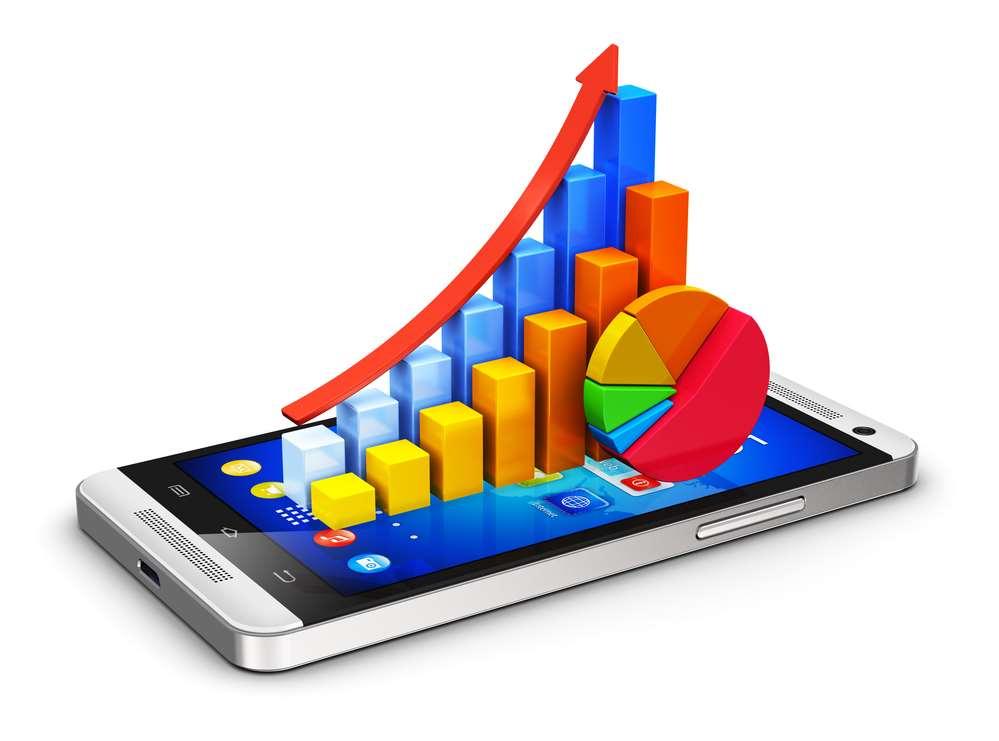 Principais funcionalidades para o utilizador Visualização/Exploração de relatórios e dashboards partilhados; Criação e